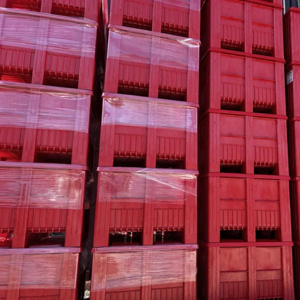 Bins Rojo Con tapa Apilados